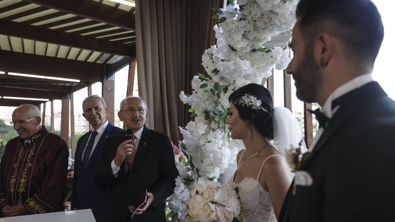 Kemal Kılıçdaroğlu ile Meral Akşener nikah şahidi oldu