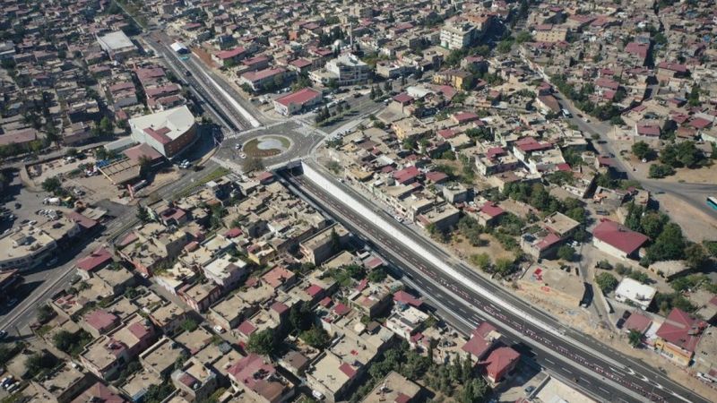 Kahramanmaraş'ta Tevfik Kadıoğlu Köprülü Kavşağı trafiğe açıldı