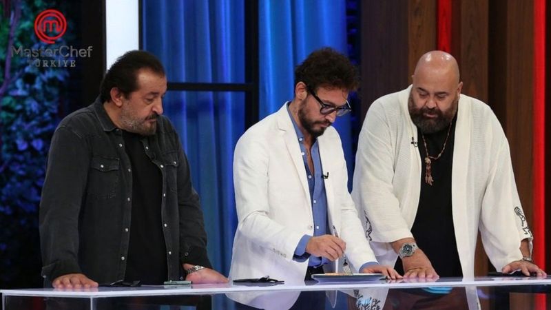 MasterChef'te ana kadroya kim girdi? 17 Eylül MasterChef ödül oyununu hangi takım kazandı?