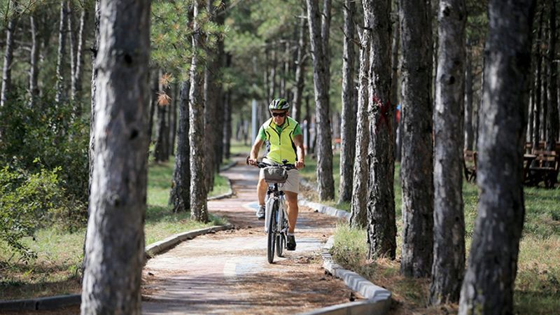 Kırklarelili emekli öğretmen, bisikletiyle günde 40 kilometre gidiyor