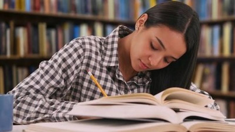 Kütüphaneler sadece ders çalışmak için mi var