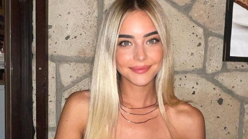 Survivor Aycan Yanaç anne ve babasını paylaştı! 'Güzelliğini annenden almışsın'