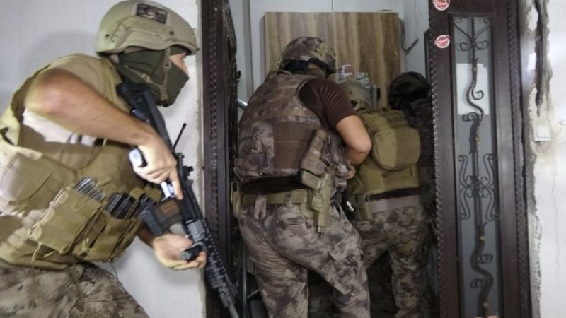 Adıyaman'da silahlı saldırganlara özel harekat destekli şok baskın