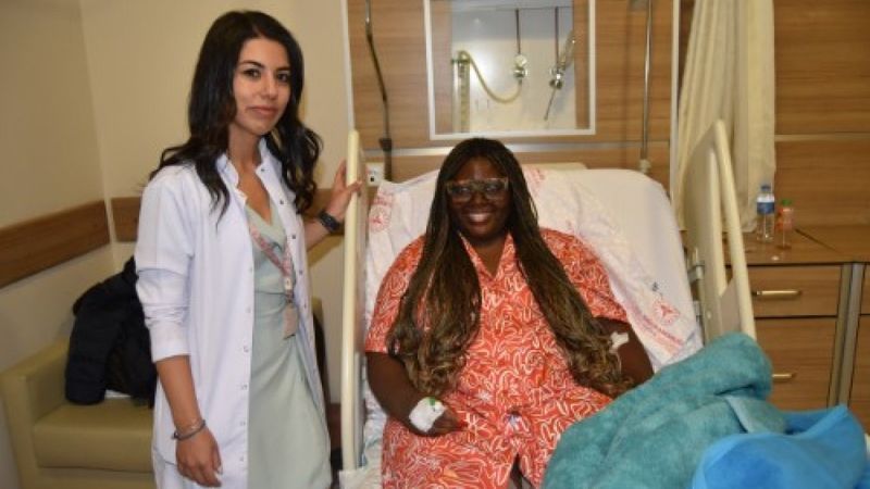 ABD’li hemşire, rahim ameliyatı için Kars Harakani Devlet Hastanesi'ni seçti