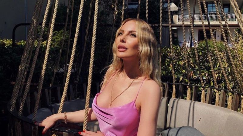 Hande Sarıoğlu annesini paylaştı görenler inanamadı! 'Güzelliğinin nereden geldiği belli oldu'