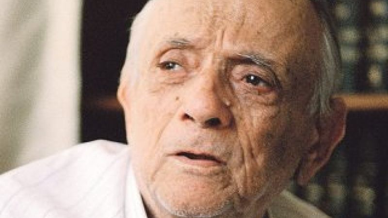 400'den fazla kitap yazan, kendi kendini eğiten bir yazar: Kemalettin Tuğcu