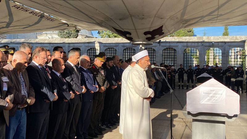 İstanbul’da şehit olan komiser yardımcısı veda