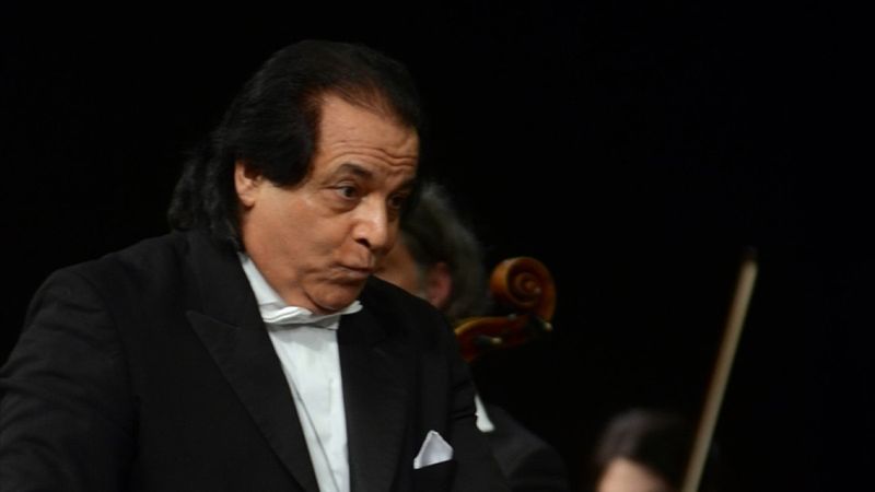 İranlı orkestra şefi Alexander Rahbari, Cumhuriyet Bayramı'nda orkestra yönetecek