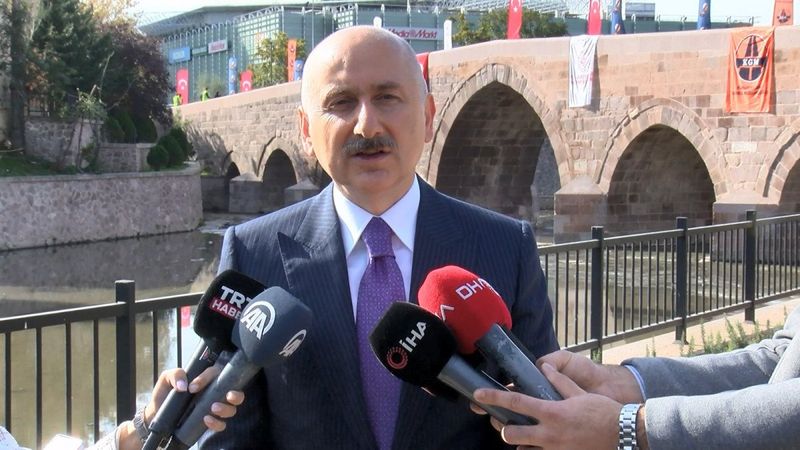 Adil Karaismailoğlu: Skuterların kullanımını denetleyeceğiz