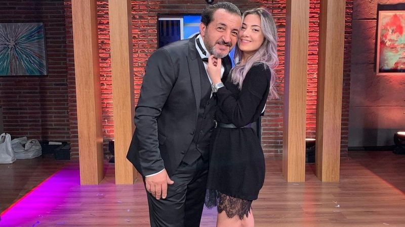 Mehmet Şef'in kızı Sude Yalçınkaya mini elbisesiyle olay yarattı! 'Oldukça cesur'