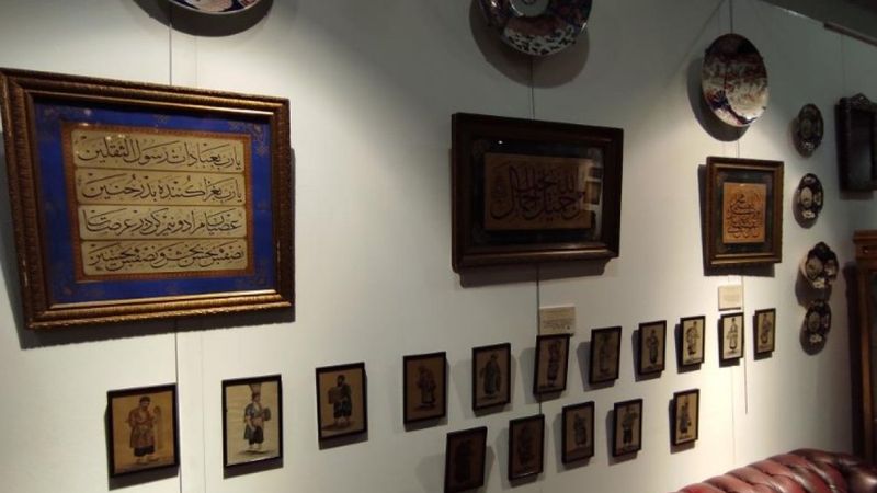 İstanbul'da Osmanlı dönemine ait antikalar görücüye çıktı