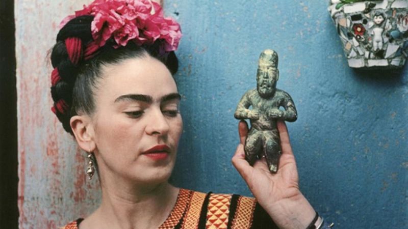 Rassam Frida Kahlo’nun beğenmeyerek çöpe attığı otoportresi rekor fiyata satıldı 