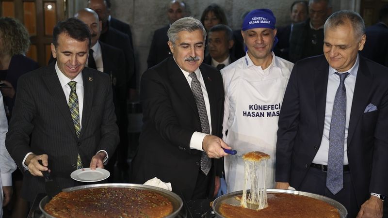 TBMM'de künefe molası