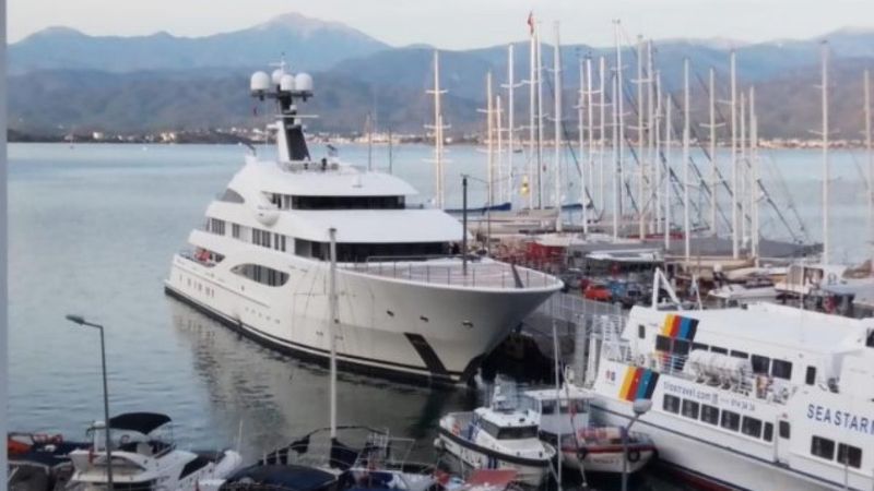 Lüks mega yat 'Amatasia' Fethiye'de