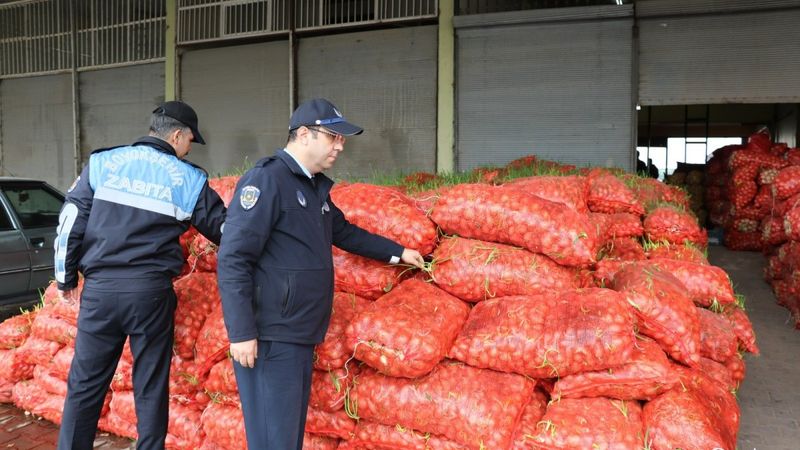 Şanlıurfa’da 22 ton çürümüş soğan ele geçirildi