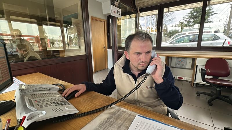 Düzce’de yıllar sonra işe giren görme engelliden örnek davranış