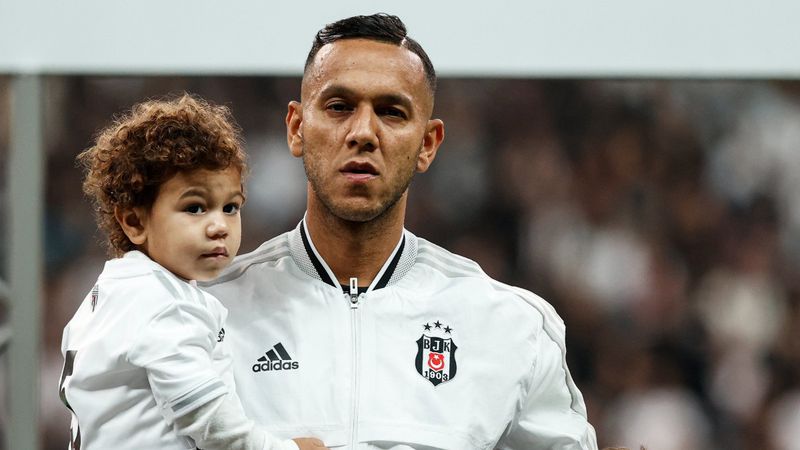 Beşiktaş'ta Josef de Souza ilk 11'e dönüyor