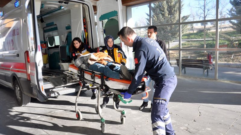 Karaman'da yolda yürüyen adam silahlı saldırıya uğradı