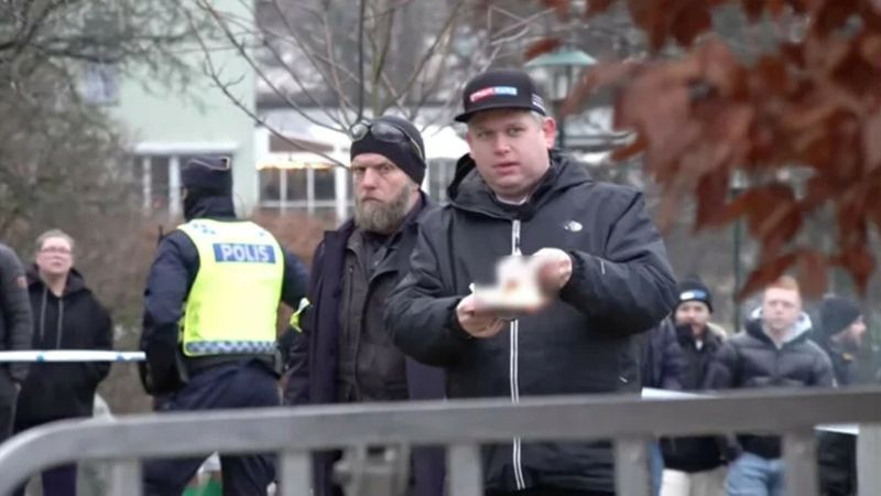 İsveç'te Kur'an-ı Kerim'i yakan Rasmus Paludan'a Türk kadının sert tepkisi