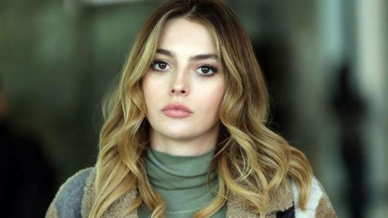 Derin göğüs dekoltesinde sınır tanımadı! Sadakatsiz'in Derin'i Melis Sezen'e yorum yağdı: 