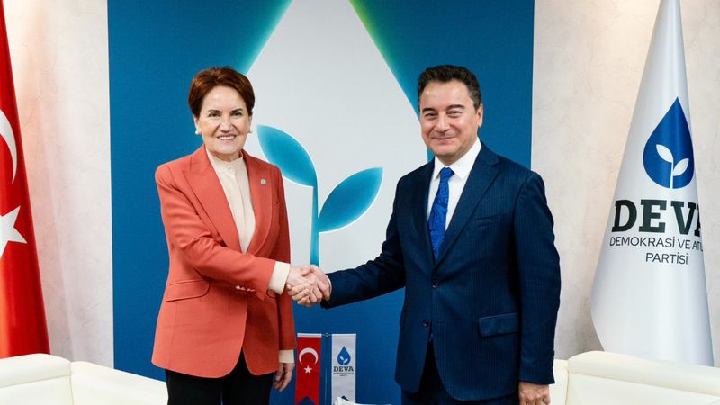 Meral Akşener'den Ali Babacan'a ziyaret
