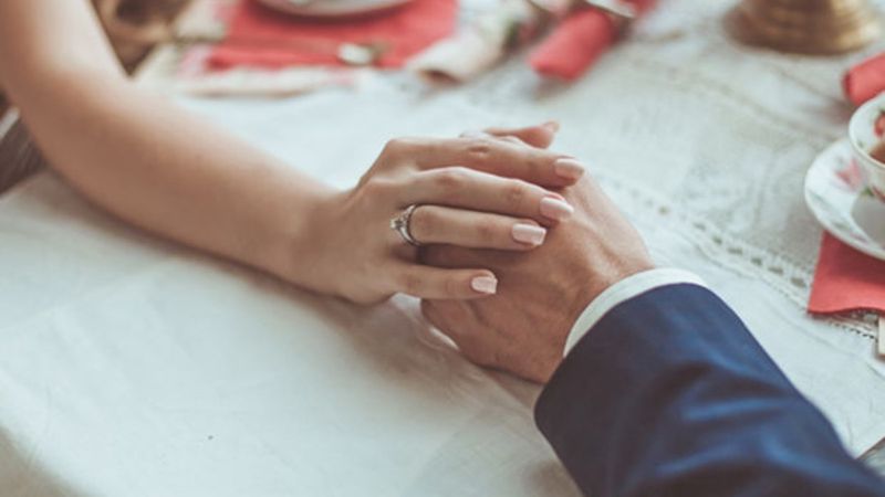 Evlilik yıl dönümü mesajları: Kısa, uzun, anlamlı, duygusal mesajlar...