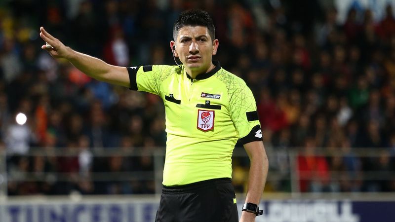 Süper Lig'de 21'inci haftanın hakemleri