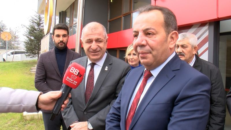 Tanju Özcan, Ümit Özdağ'ı ziyaret etti