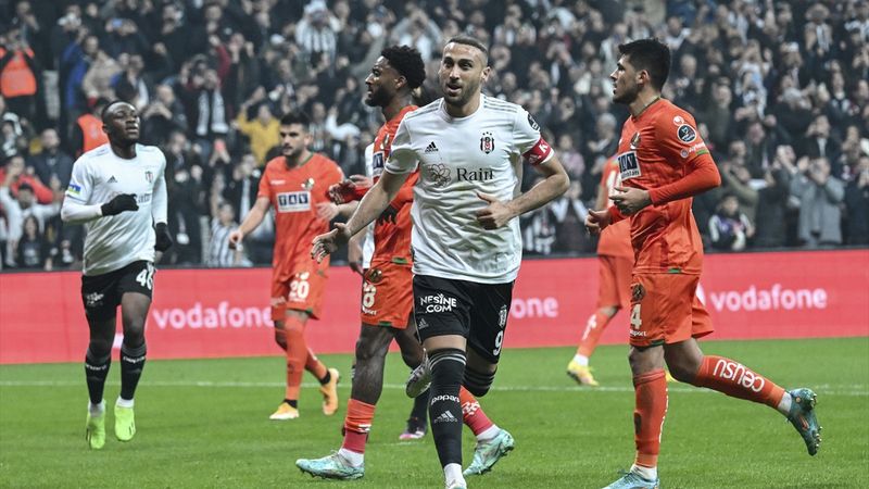 Cenk Tosun: Herkes nasıl Beşiktaşlı olduğumu bilir