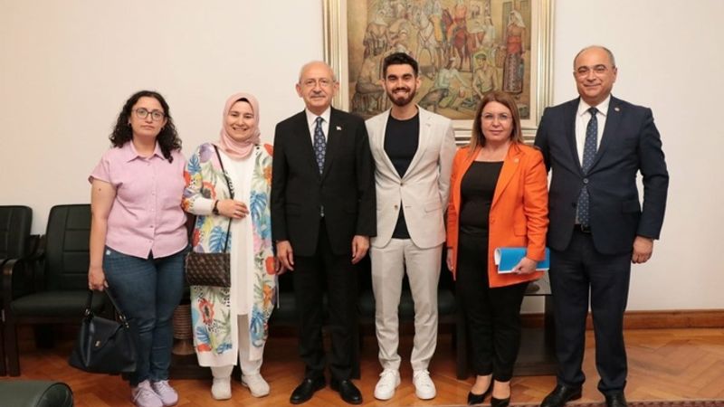 Kılıçdaroğlu'nun ağırladığı FETÖ'cü Taha Furkan Çetinkaya yurt dışına kaçtı