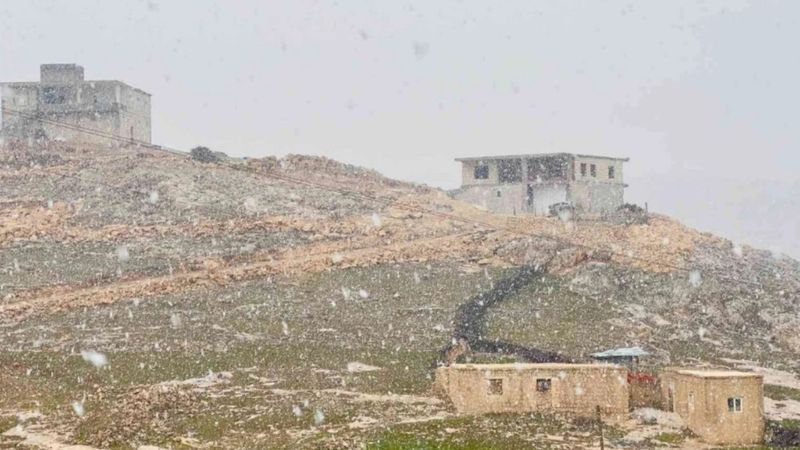 Mardin'e yılın ilk karı yağdı