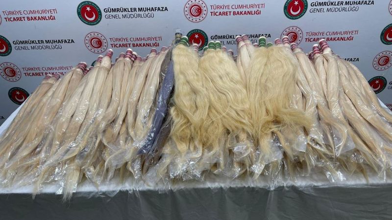 Sabiha Gökçen’de 54 kilo insan saçı ele geçirildi