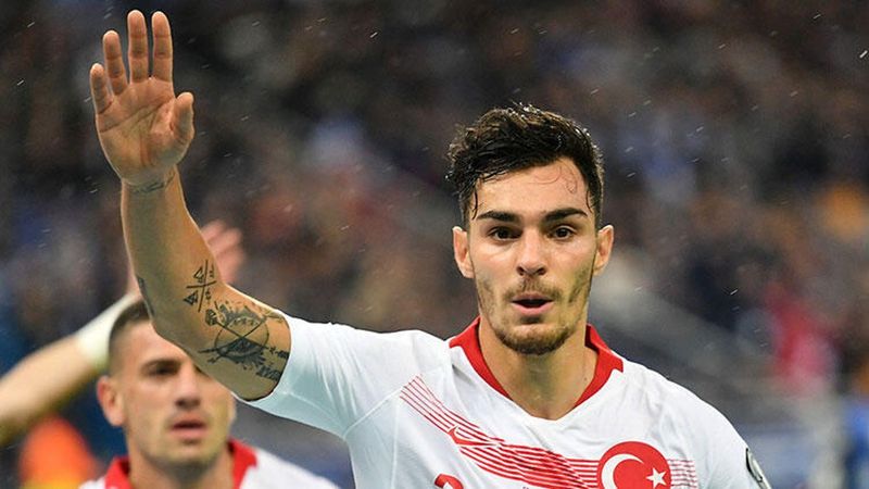Galatasaray'dan flaş transfer! Kaan Ayhan kimdir, nereli ve kaç yaşında? Kaan Ayhan'ın kariyeri..