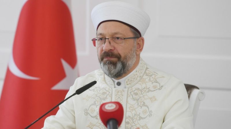 Ali Erbaş Pakistan’daki cami saldırısını kınadı