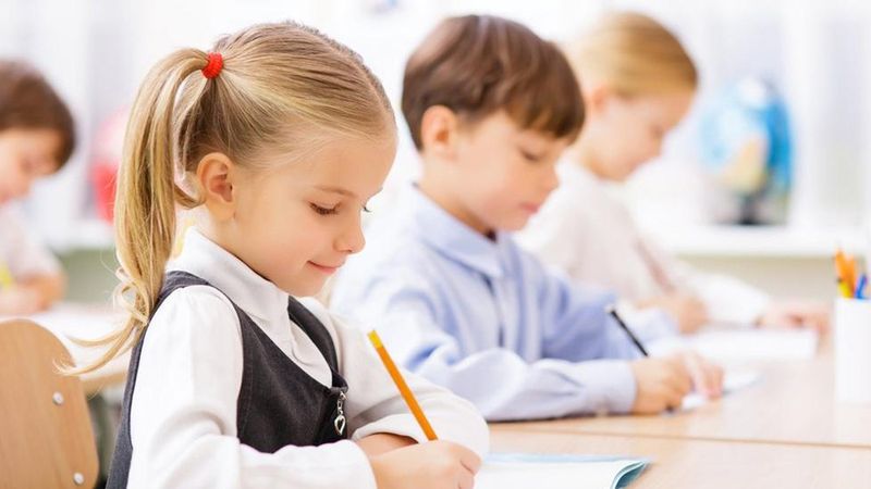 Okullar ne zaman açılacak? 15 tatil ne zaman bitiyor? 2022-2023 2. dönem tarihi!