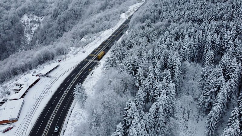 Yurttan kar manzaraları