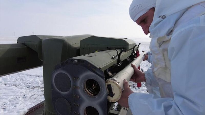 Kars'taki askeri tatbikatta hedefler, Cirit füzesiyle vuruldu