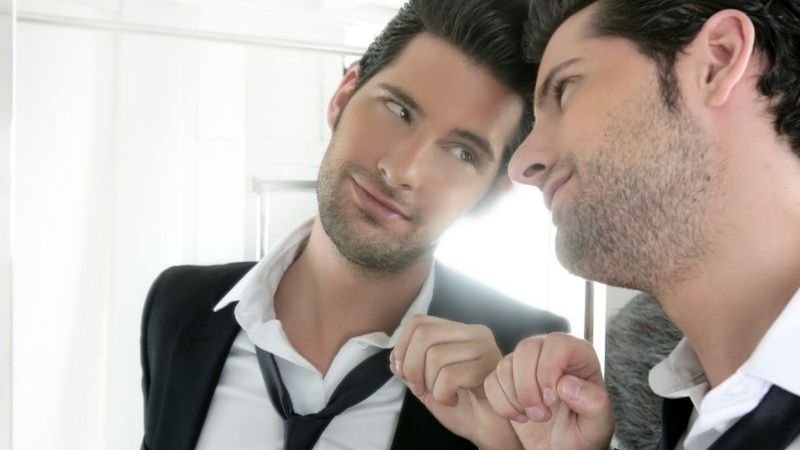 Çevrenizde böyle biri varsa narsist olabilir! İşte narsist kişilik bozukluğunun 10 farklı belirtisi