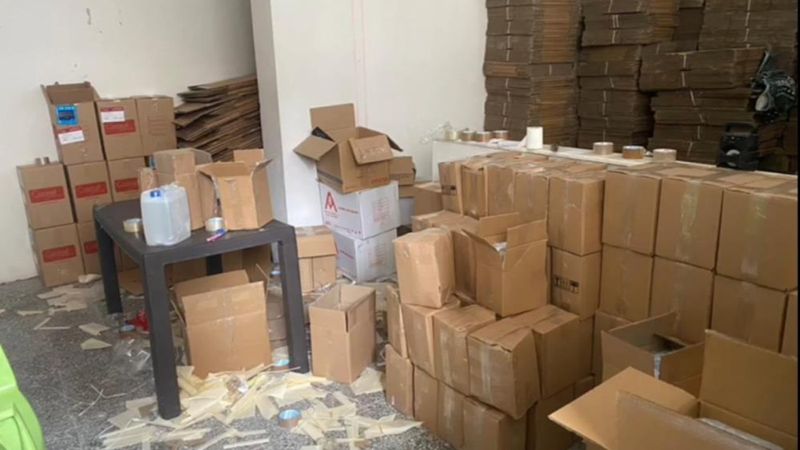 İzmir'de dezenfektan görünümünde 1 ton sahte etil alkol ele geçirildi