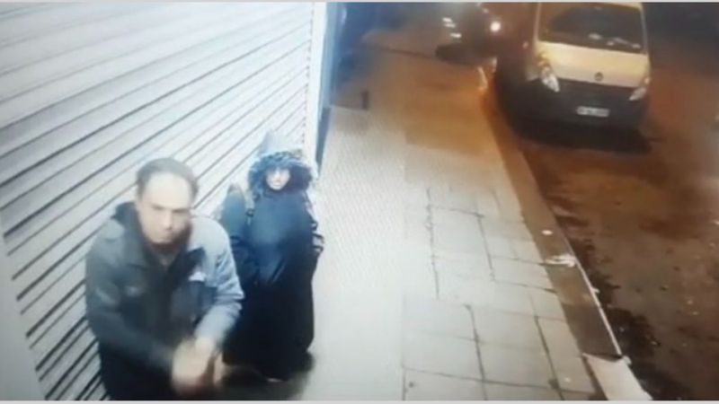 Başakşehir'de motosikletli kapkaççılar yakalandı