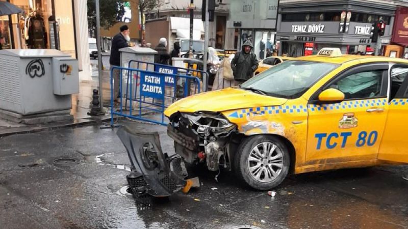 İstanbul’da meydana gelen trafik kazaları kamerada