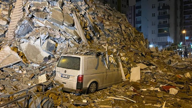 Adıyaman'da canlı yayında acı çağrı: Sesimi duyan var mı?