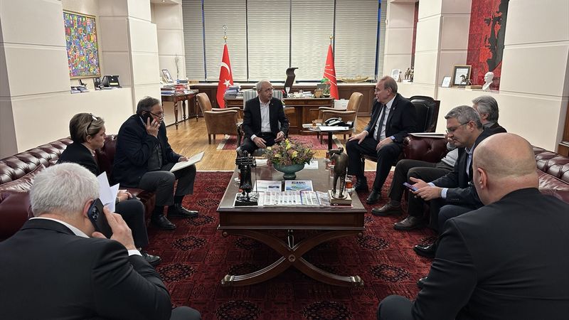 CHP'nin MYK toplantısı deprem nedeniyle erkene alındı