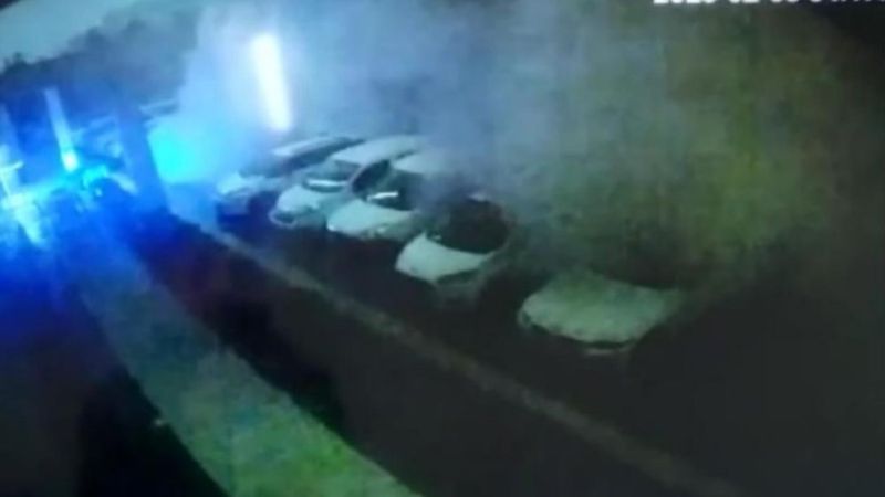 Diyarbakır'daki iş merkezinin depremde çökme anı