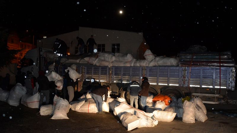 AFAD, deprem bölgeleri için öncelikli ihtiyaç malzemelerini açıkladı