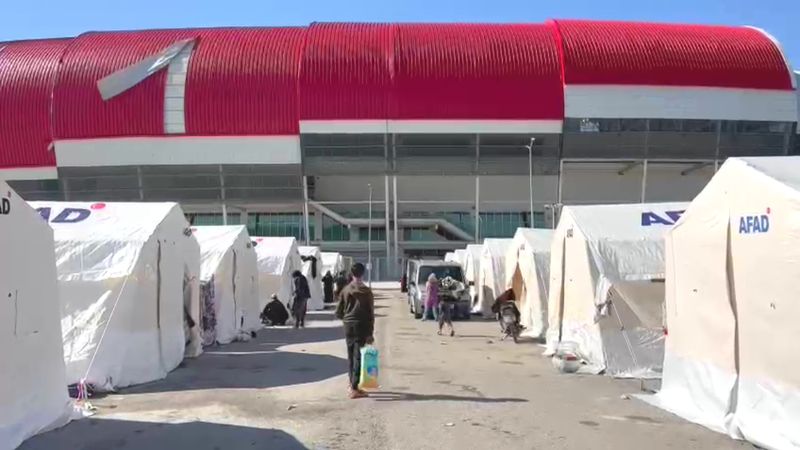 Hatay'da yok denilen çadırlar Ensonhaber kamerasına yansıdı