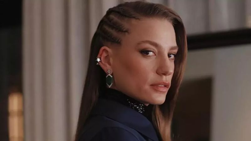 Demet Akalın ateş püskürdü! Yardım kolileyen Serenay Sarıkaya'ya sert sözler...