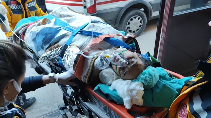 Kahramanmaraş'ta 222'nci saatte bir kişi daha sağ çıkarıldı