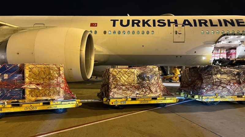 ABD'den 60 tonu aşkın yardım malzemesi gönderiliyor