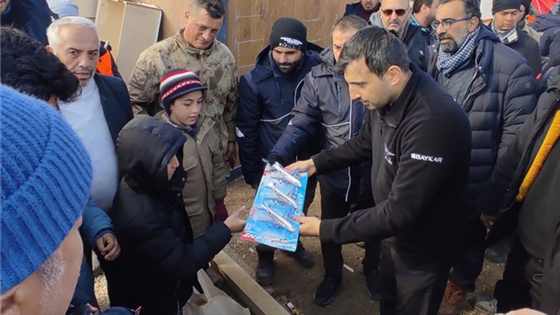 Baykar, deprem bölgesine yardımlarını sürdürüyor